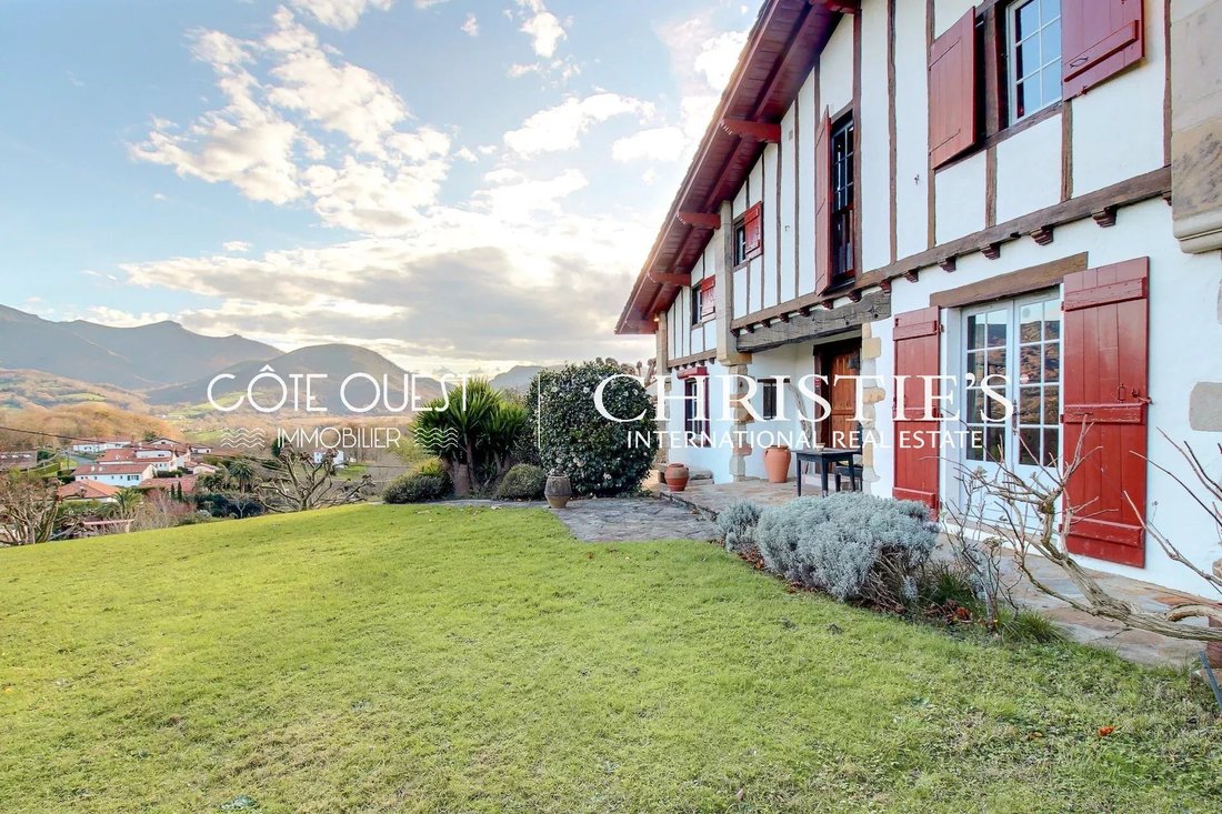 House in Mendi-Choko-Karrikatxar-Olhette, Urrugne, France 4 - 17003316