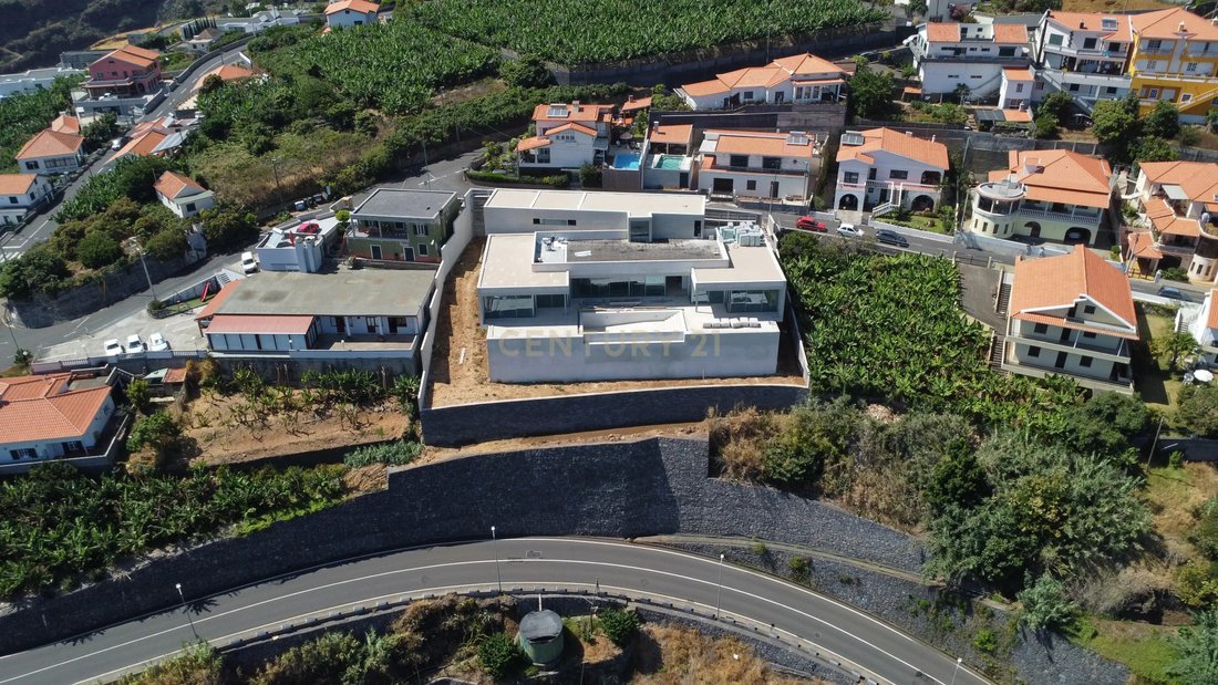 Villa in Calheta, Madeira, Portugal 1 - 15337314