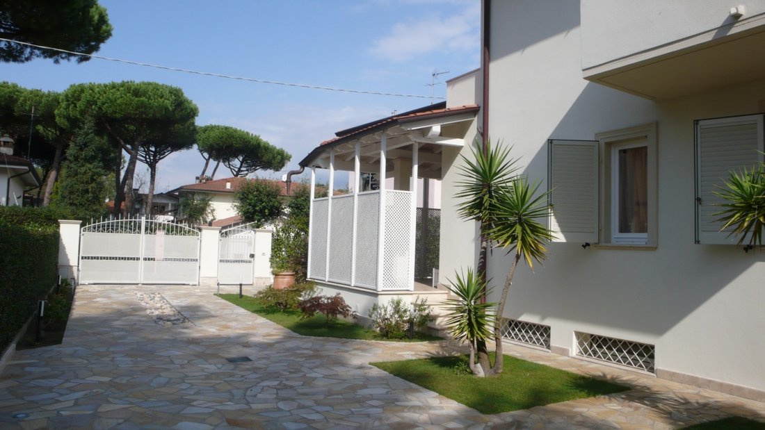 Villa in Tonfano, Pietrasanta, Italy 2 - 17004720