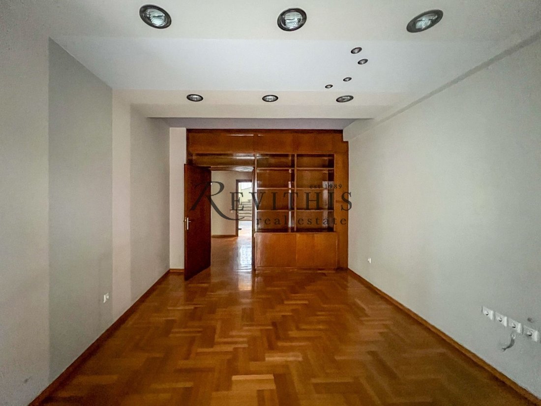 Apartment in Sunoikia Kolonakiou, 1st District of Athens, Athens 3 - 17003070