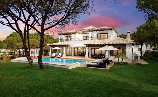 Villa in Praia dos Pescadores, Olhos de Agua, Portugal 1