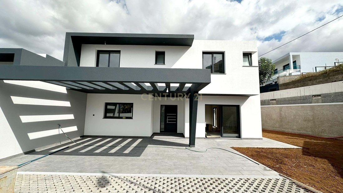 Villa in Santa Maria Maior, Madeira, Portugal 1 - 15337310