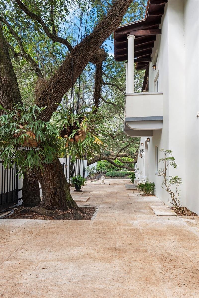 House in Miami, Florida, United States 5 - 17005562