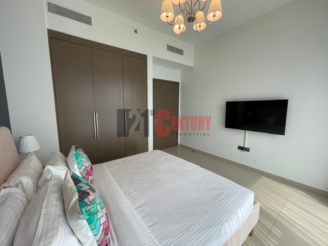 Apartment in Burj Khalifa Lake, Downtown Dubai, Dubai 4 - 16692748