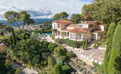Villa in Collettes Bréguières-Sud, Cagnes-sur-Mer, France 1