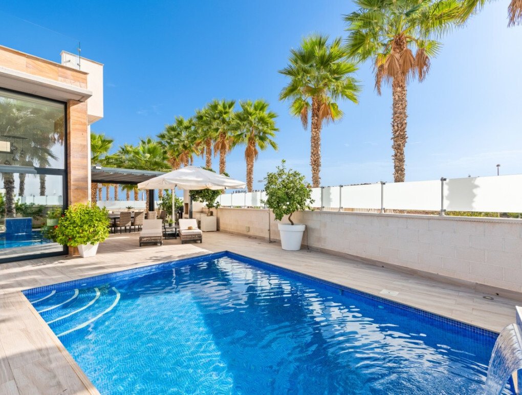 Villa in Cabo Roig, Orihuela, Valencian Community 2 - 17005531