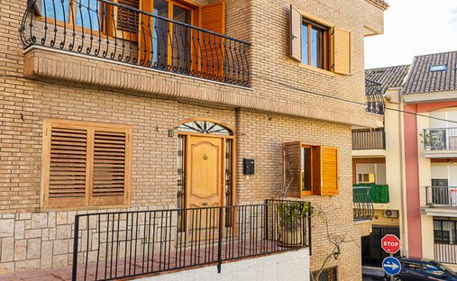 Townhouse in Naquera / Naquera, Valencian Community, Spain 1