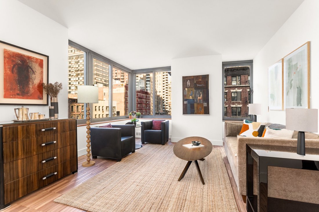 House in New York, New York, United States 2 - 16994818