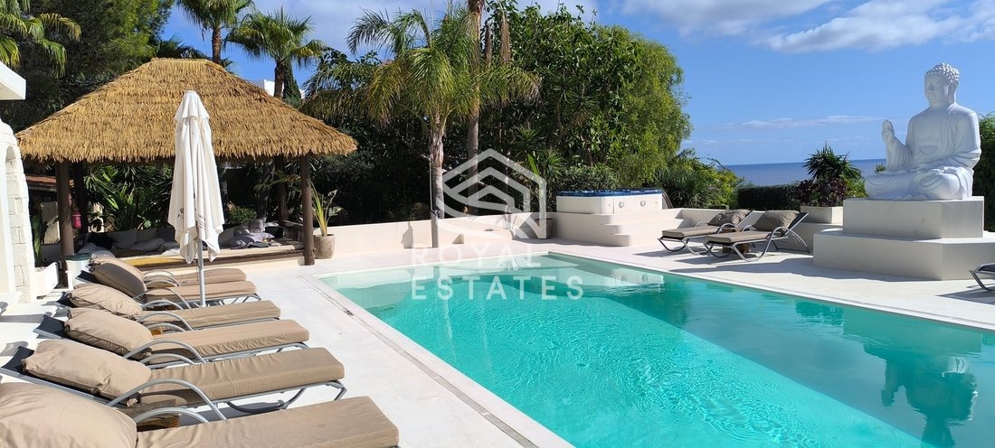 Villa in Cap Martinet, Santa Eularia des Riu, Balearic Islands 3 - 15370693