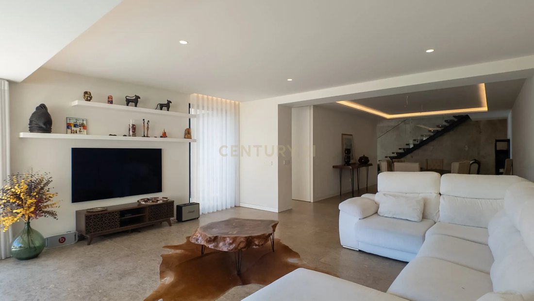 Villa in Senhora da Hora, Porto District, Portugal 3 - 15882664