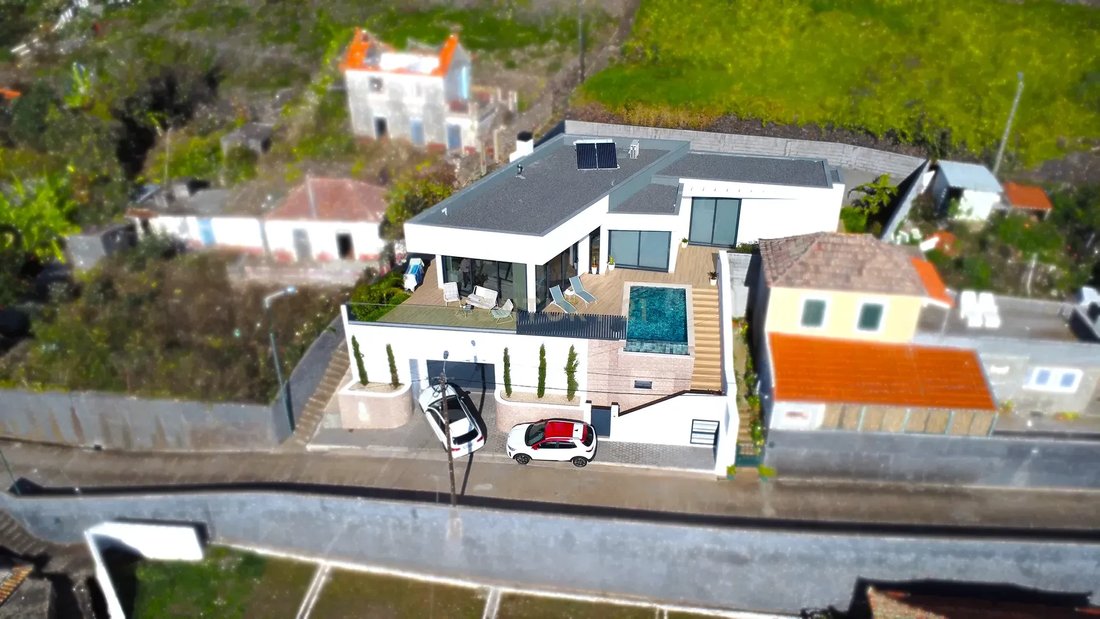 Villa in Arco da Calheta, Madeira, Portugal 1 - 16703929