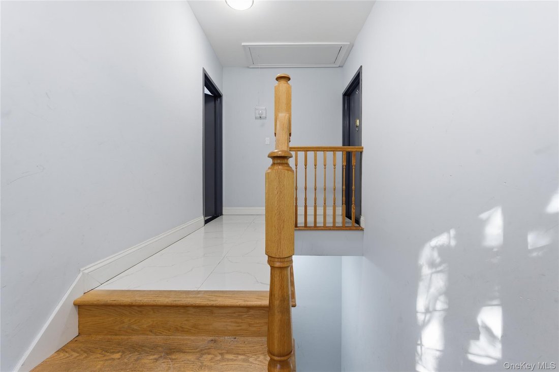 House in New York, New York, United States 3 - 17003618