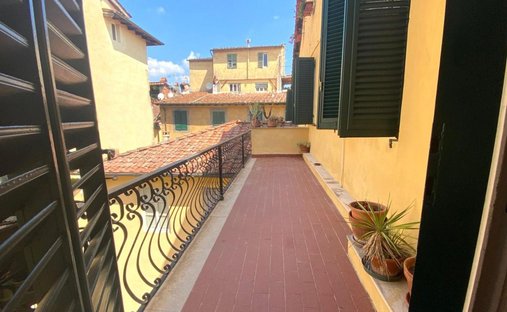 Apartment in Historic Center, Lucca, Tuscany 1