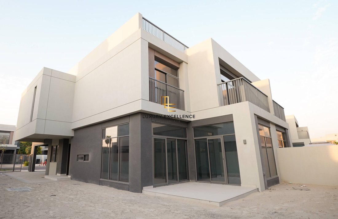 Villa in Dubai South, Dubai, United Arab Emirates 1 - 16810544