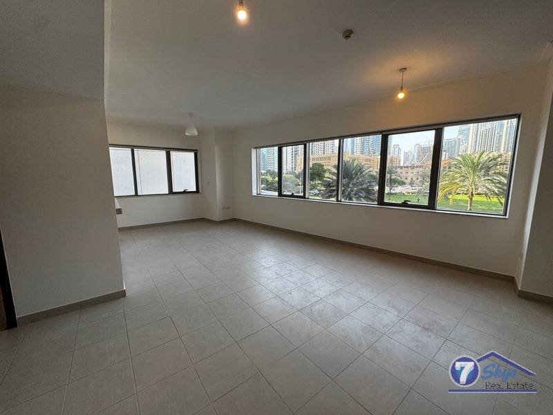 Apartment in Downtown Dubai, Dubai, United Arab Emirates 2 - 16981286