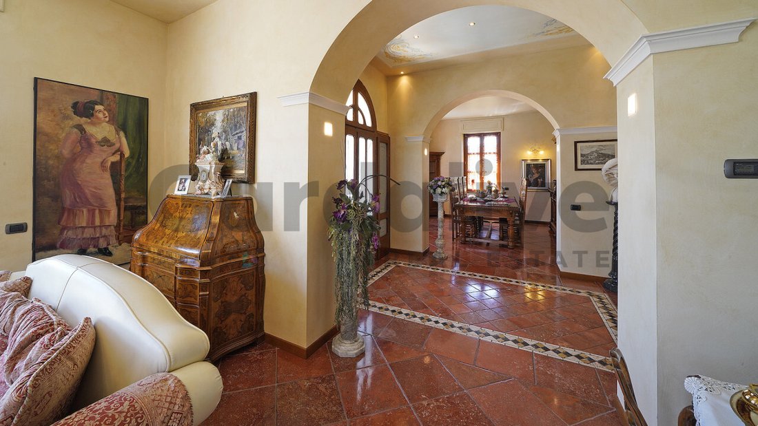 Villa in Roe, Lombardy, Italy 4 - 17006289