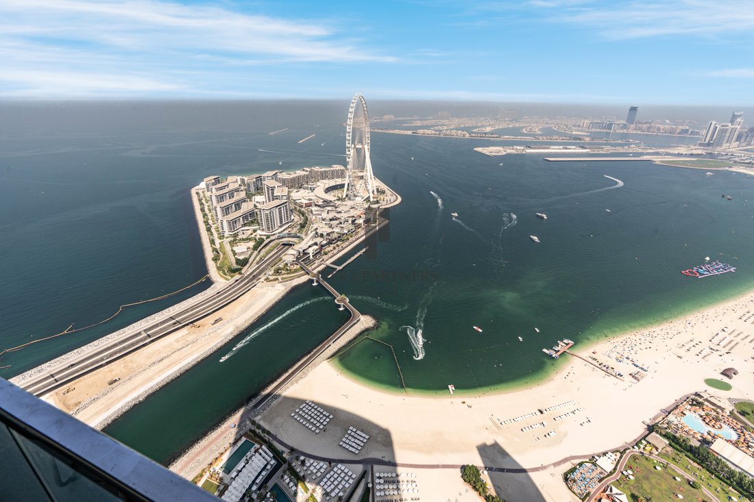 Apartment in Dubai, United Arab Emirates 1 - 15250099