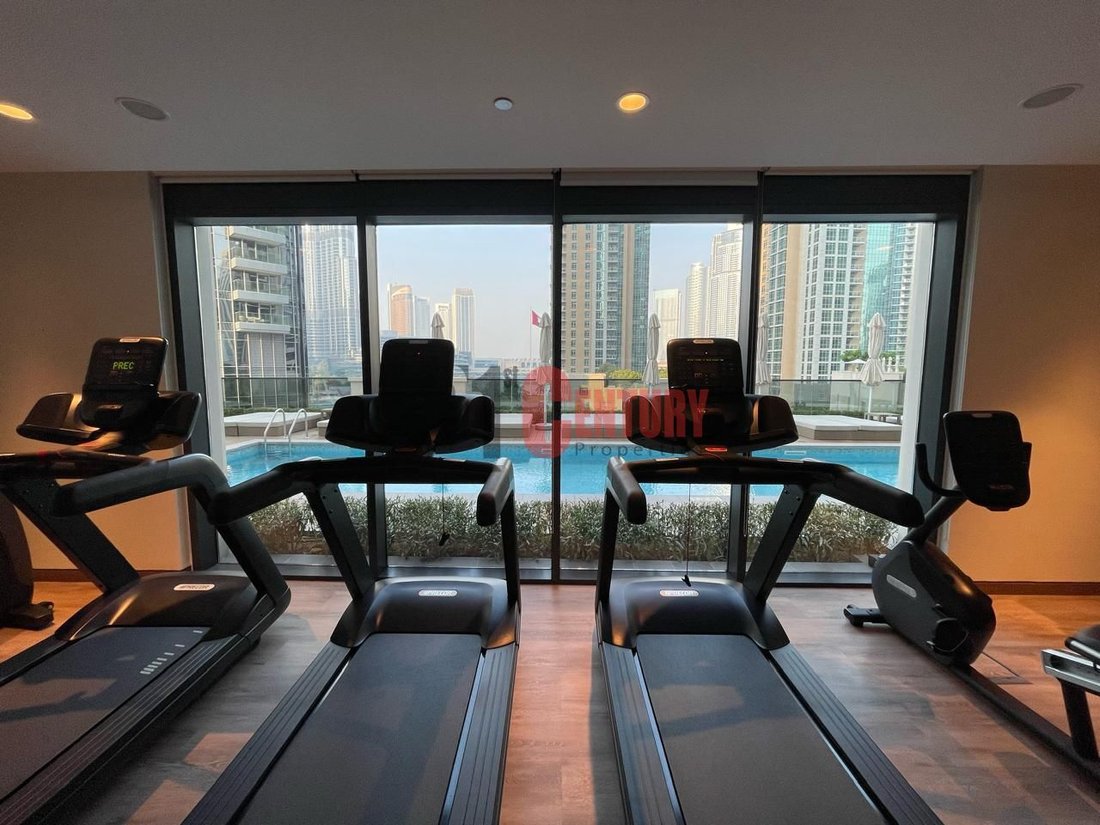 Apartment in Burj Khalifa Lake, Downtown Dubai, Dubai 3 - 16692748