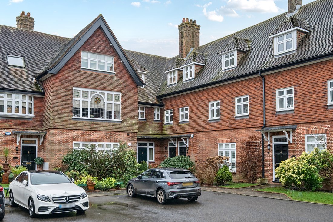 Apartment in Kingswood, Reigate and Banstead, England 1 - 17005004