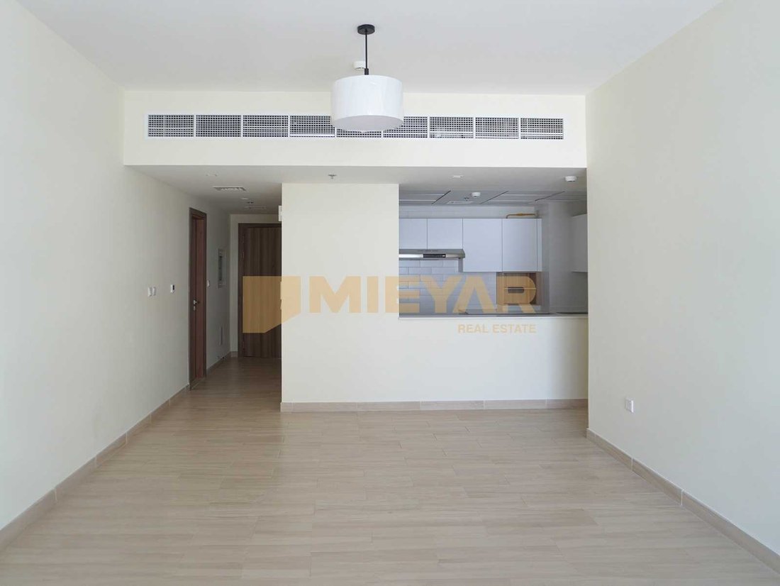 Apartment in Business Bay, Dubai, United Arab Emirates 5 - 16048080