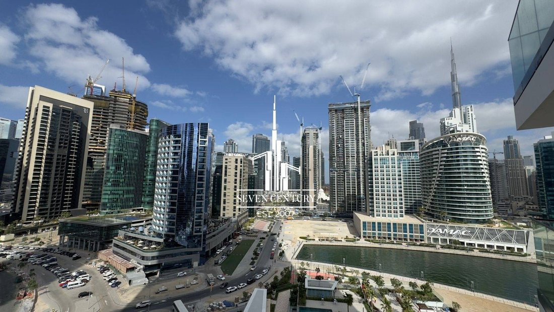 Apartment in Business Bay, Dubai, United Arab Emirates 1 - 16386814
