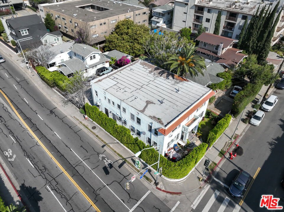 Los Angeles, California, United States 2 - 17004486
