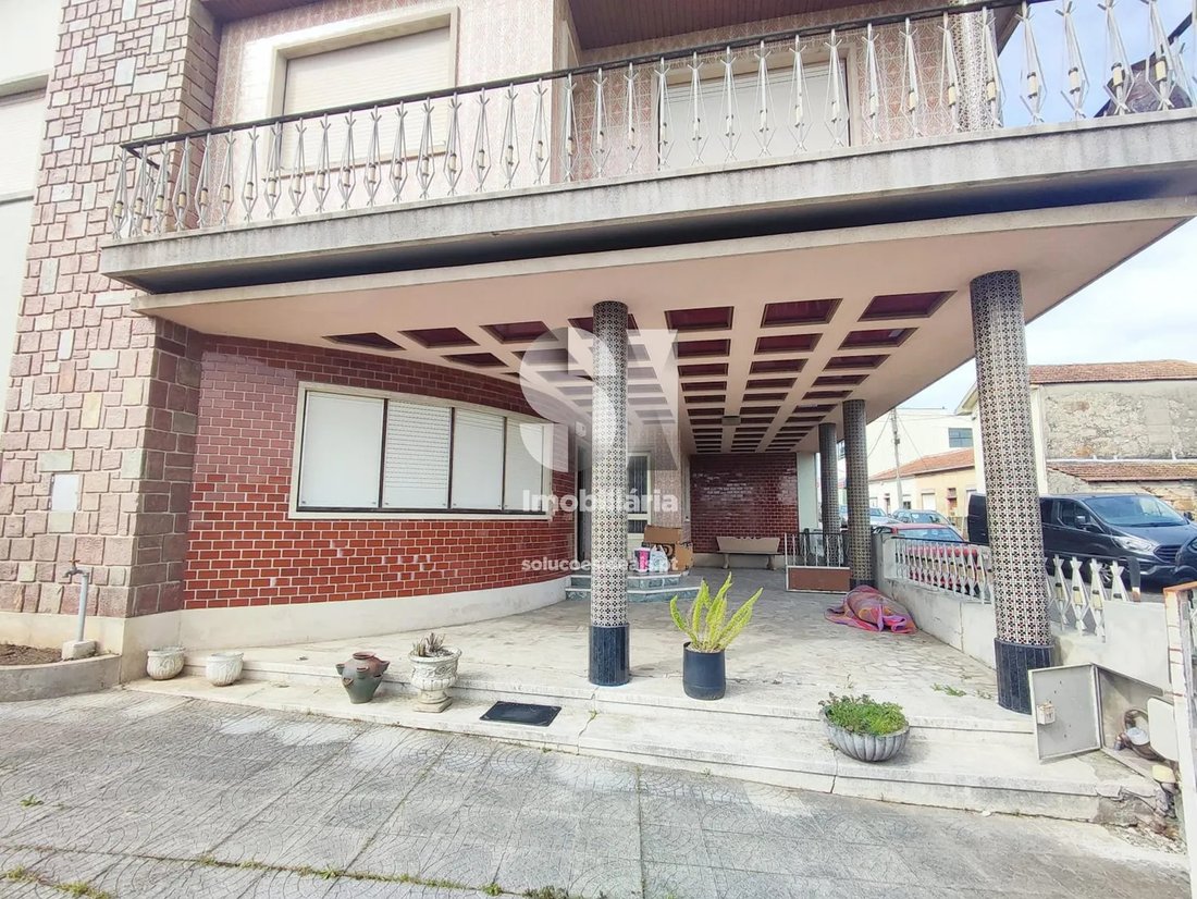 House in Fanzeres e Sao Pedro da Cova, Porto District, Portugal 1 - 17003246