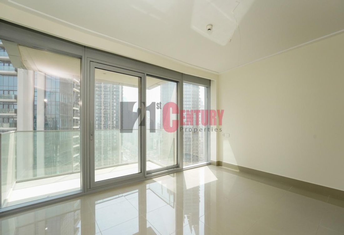 Apartment in Burj Khalifa Lake, Downtown Dubai, Dubai 4 - 16692762