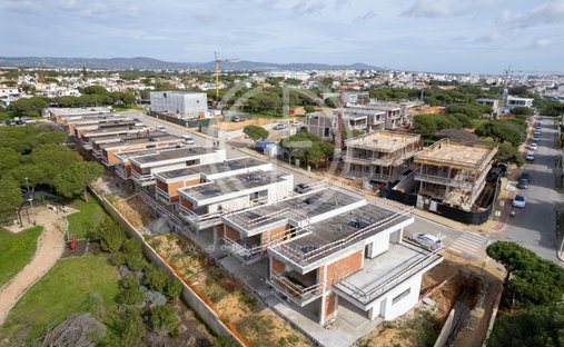 House in Montenegro, Algarve, Portugal 1