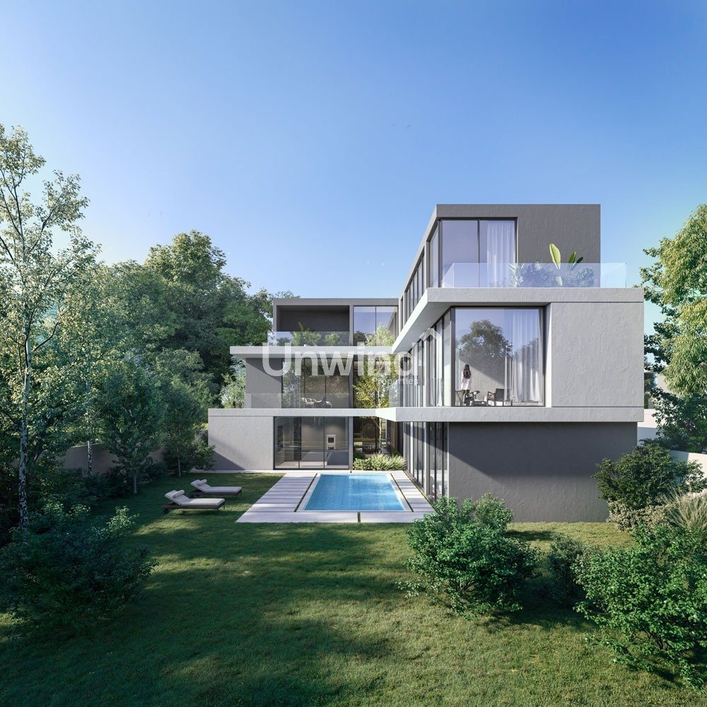 Villa in Al Ruwaidat Suburb, Sharjah Emirate, United Arab Emirates 1 - 15533154