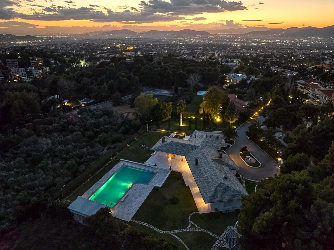 Villa in Kifisia, Attica, Greece 1 - 17003086