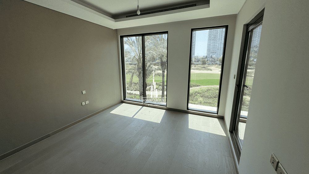 Villa in Damac Hills, Dubai, United Arab Emirates 2 - 16381254