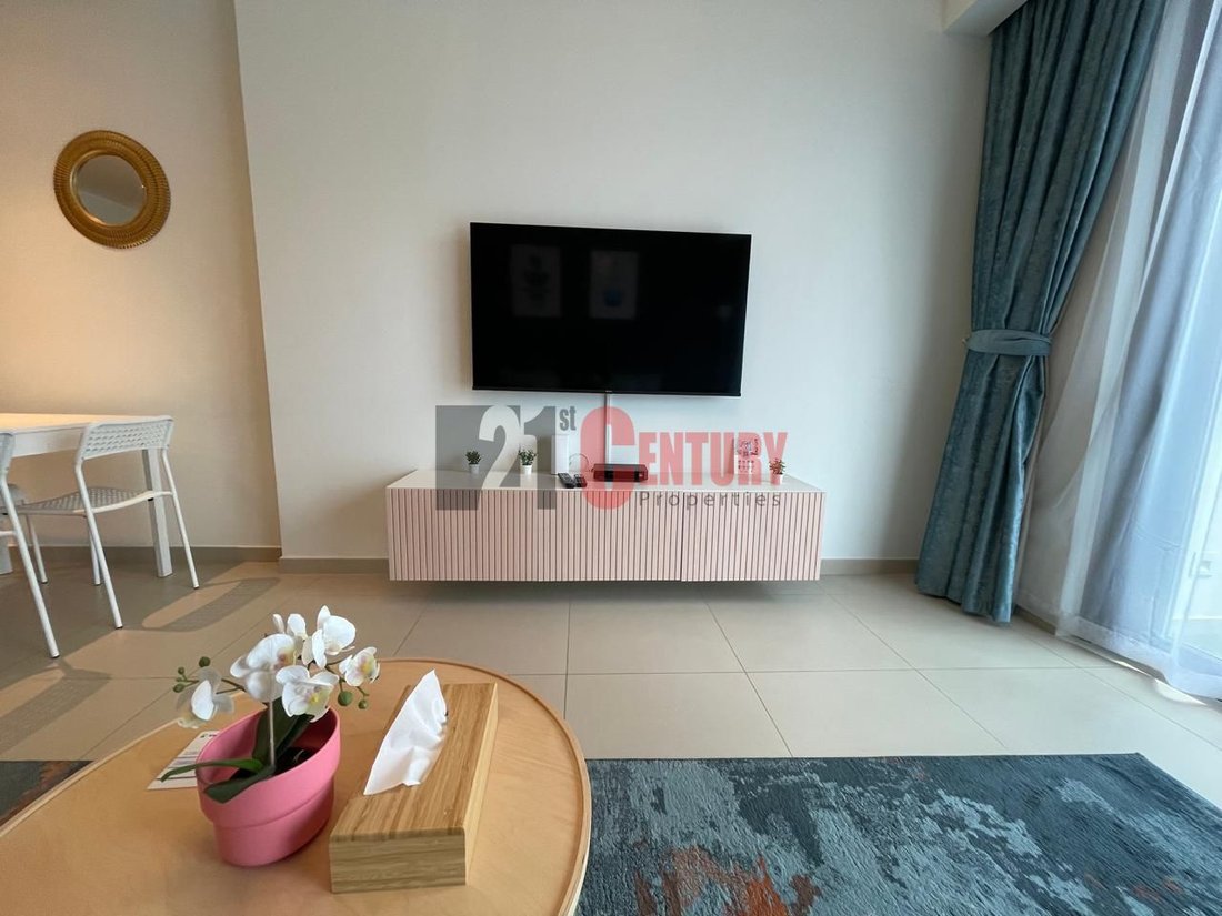 Apartment in Burj Khalifa Lake, Downtown Dubai, Dubai 5 - 16692748