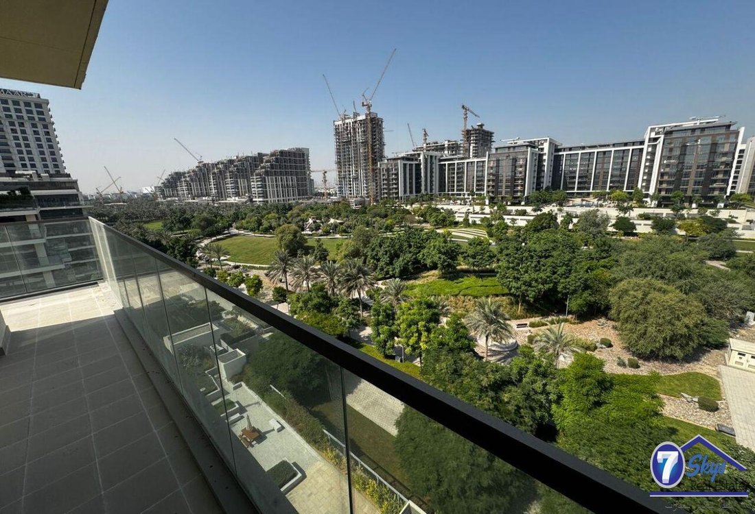 Apartment in Dubai Hills Estate, Dubai, United Arab Emirates 1 - 16888999