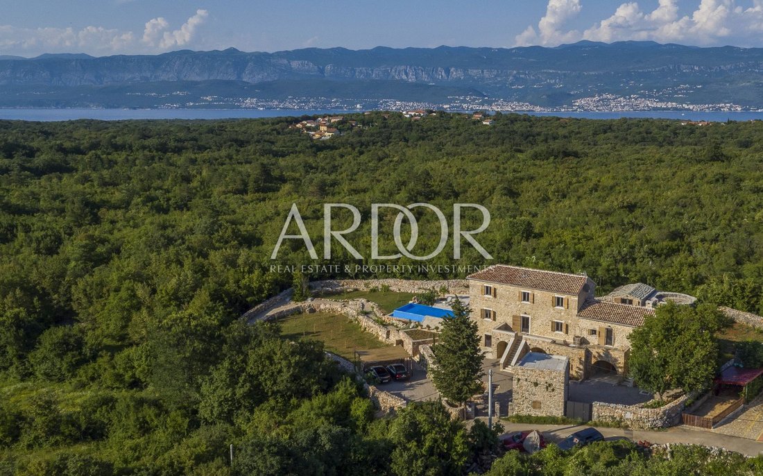 Villa in Dobrinj, Primorje-Gorski Kotar County, Croatia 2 - 17003694