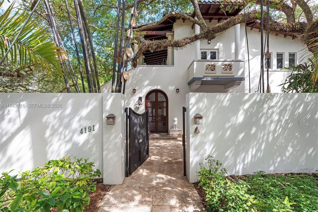 House in Miami, Florida, United States 1 - 17005562