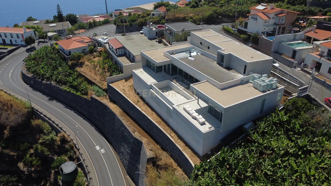 Villa in Calheta, Madeira, Portugal 2 - 15337314