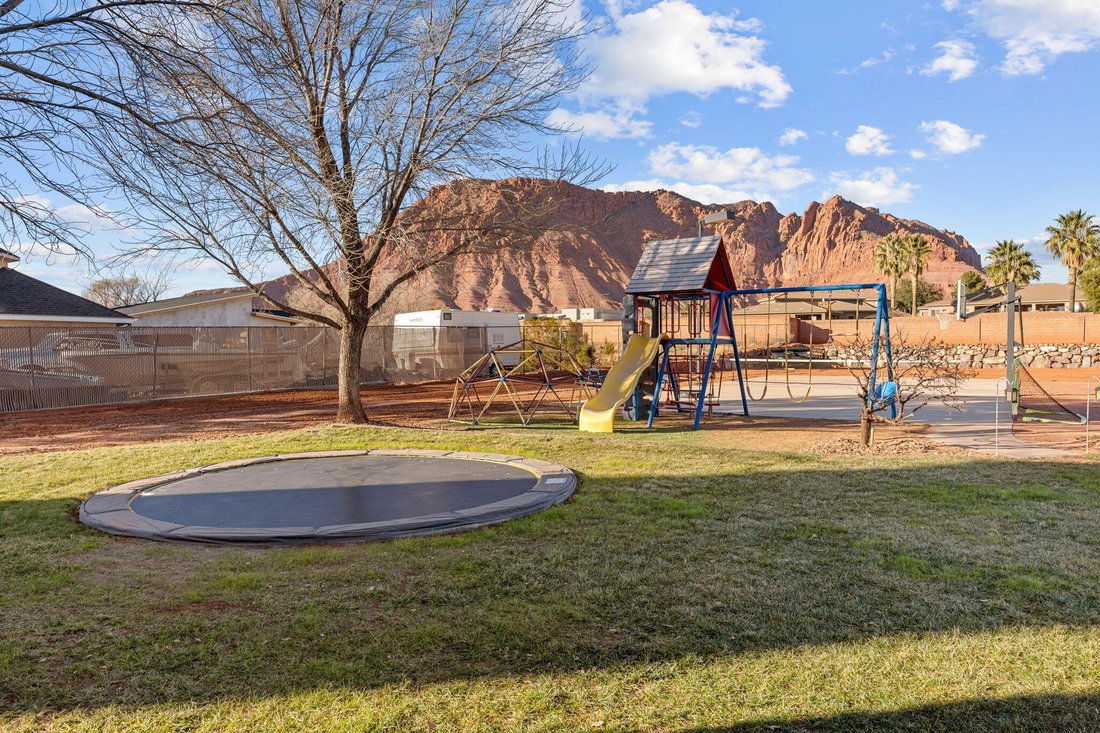 House in Ivins, Utah, United States 5 - 17004349