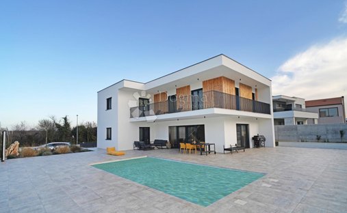 House in Umag, Istria County, Croatia 1