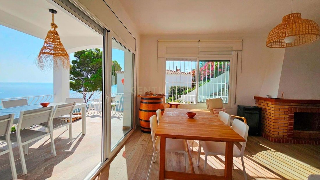 Villa in Llanca, Catalonia, Spain 5 - 16111131