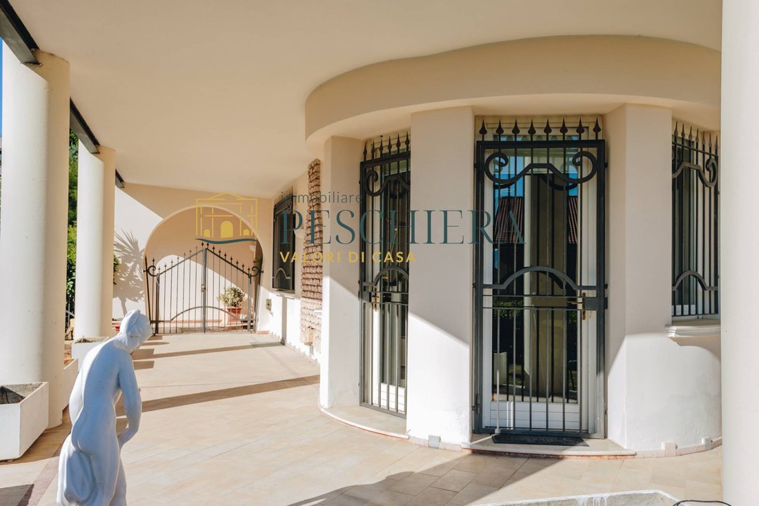 Apartment in Desenzano Centro, Desenzano del Garda, Lombardy 4 - 17006631