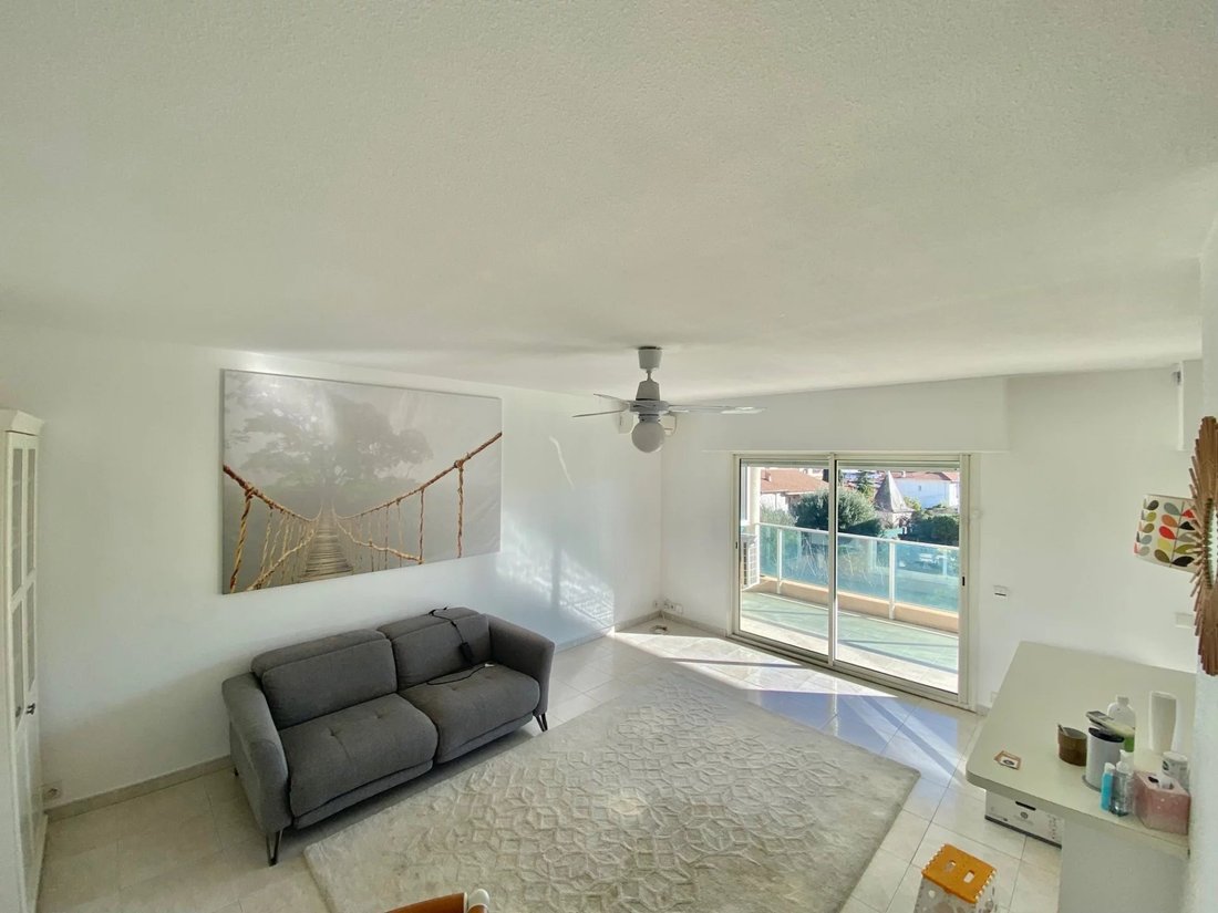 Apartment in Saint-Laurent-du-Var, Provence-Alpes-Côte d'Azur, France 5 - 15489530