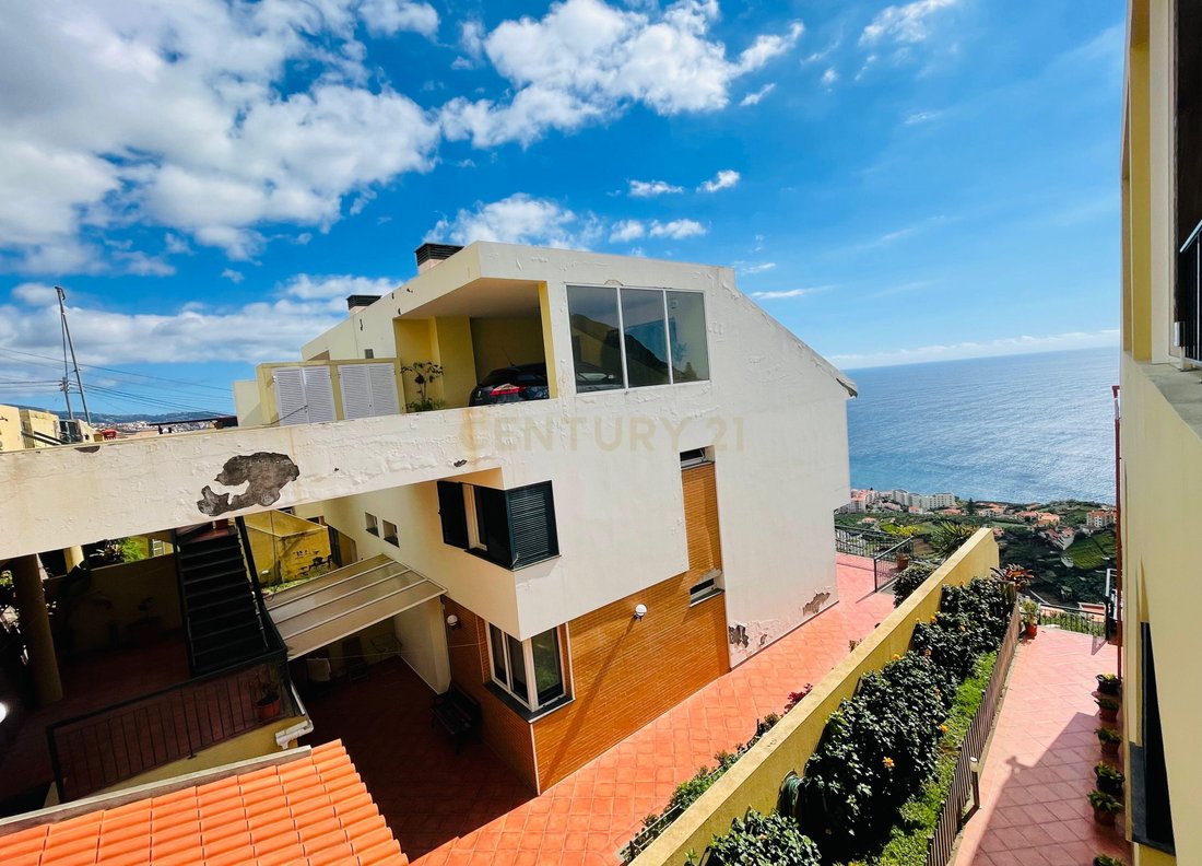 Villa in Estreito de Camara de Lobos, Madeira, Portugal 2 - 15337333