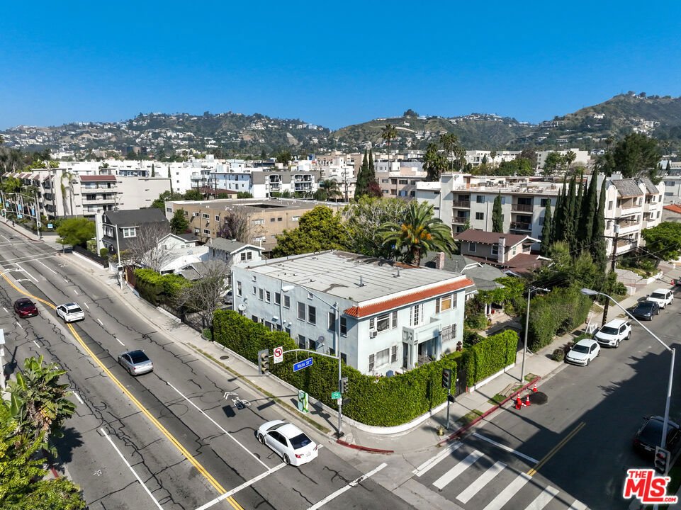Los Angeles, California, United States 1 - 17004486