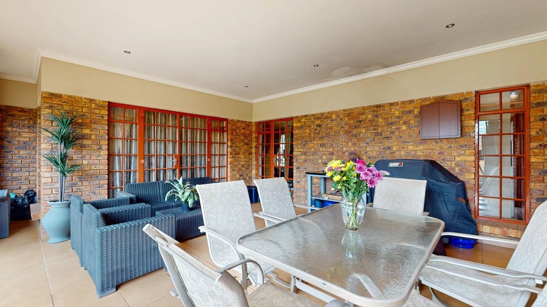 Estate in Benoni North AH, Gauteng, South Africa 5 - 17003879