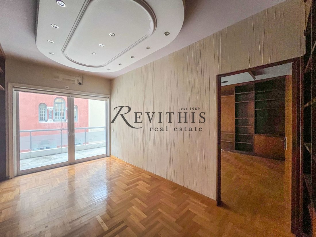 Apartment in Sunoikia Kolonakiou, 1st District of Athens, Athens 1 - 17003070