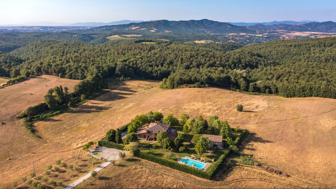 Country House in Piegaro, Umbria, Italy 1 - 17006626