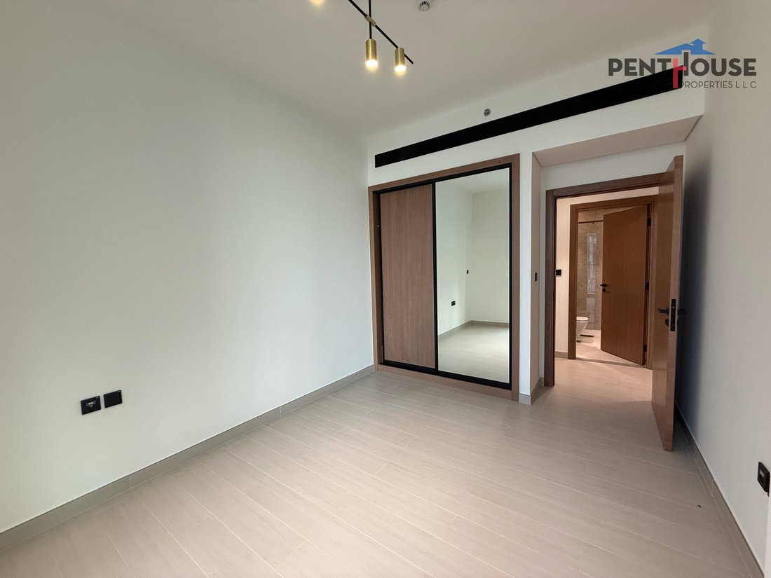 Apartment in JVC / Jumeirah Village Circle, Dubai, United Arab Emirates 2 - 16253070