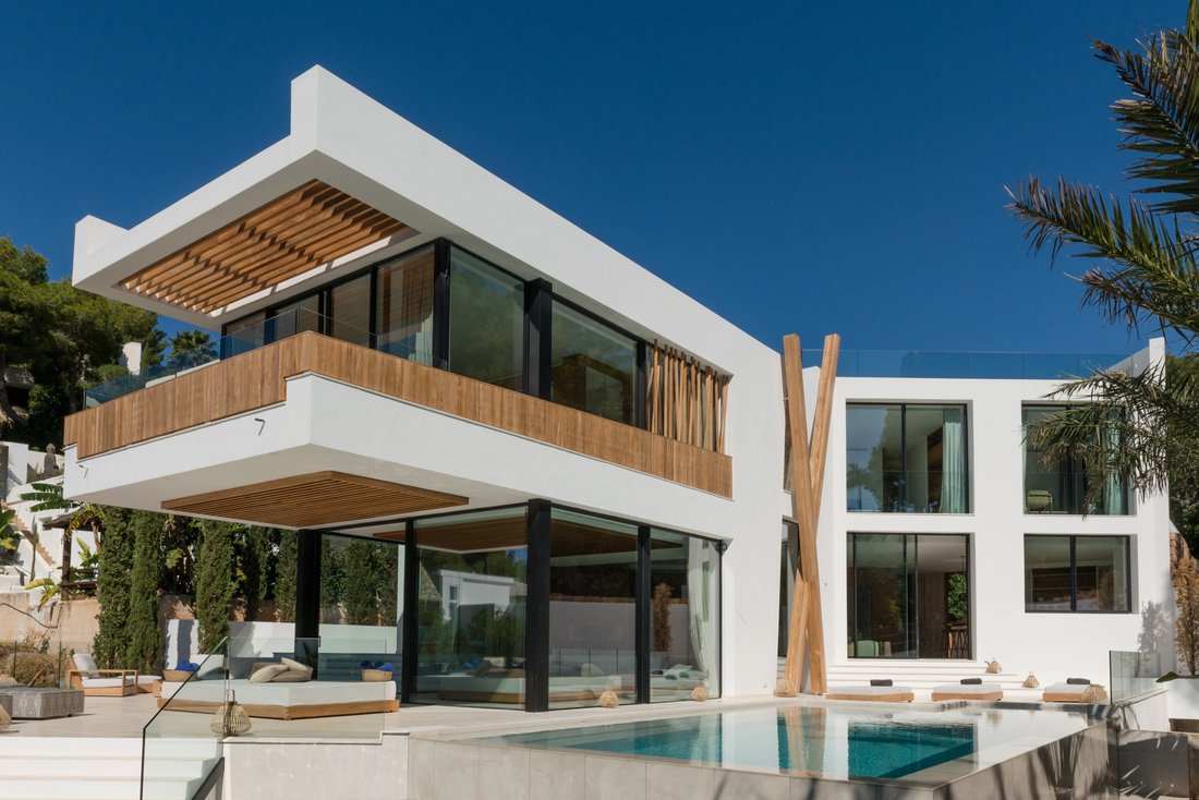 Villa in Can Furnet, Santa Eularia des Riu, Balearic Islands 1 - 17002885
