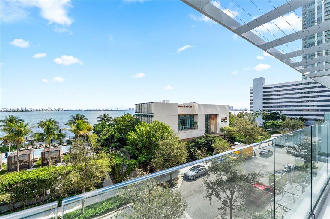 Condo in Miami, Florida, United States 5 - 16640736